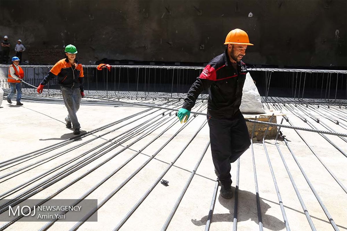 درآمدهای داغ - کارگران ساختمانی