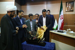 المان طرح خبرنگار در قم رونمایی شد