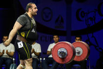 جدال وزنه‌برداران برای قهرمانی لیگ برتر زیر گرد و خاک اهواز