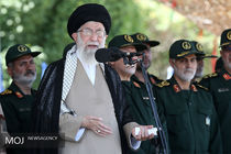 دشمن در برابر صبر و تقوای شما هیچ غلطی نمی تواند بکند