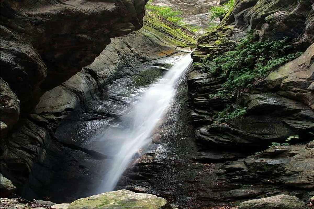 آبشار هلی دره چالوس