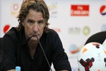 ترسی از حریف ندارم