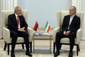 دیدار خصوصی پزشکیان با نخست‌وزیر ارمنستان + فیلم