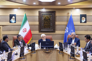 برای حل چالش‌های پیش روی کشور ورود کنید