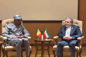 وزیران امور خارجه ایران و مالی در کامپالا دیدار و گفتگو کردند
