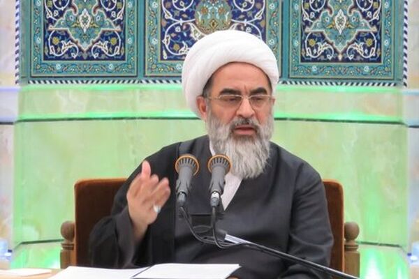کوتاه آمدن در مقابل دشمنان عین بی‌تقوایی است