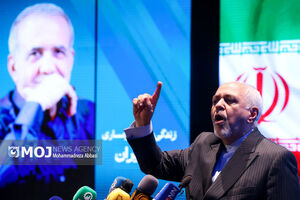 ملت ایران فریب مزدوران خارج‌نشین را نمی‌خورد