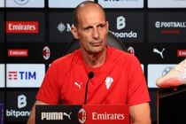 تیم باید ساکت بماند و فقط خوب بازی کند