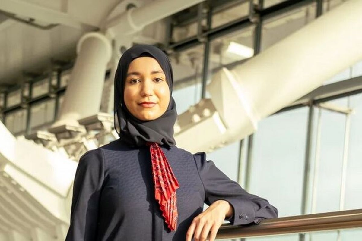 حجاب و یونیفرم