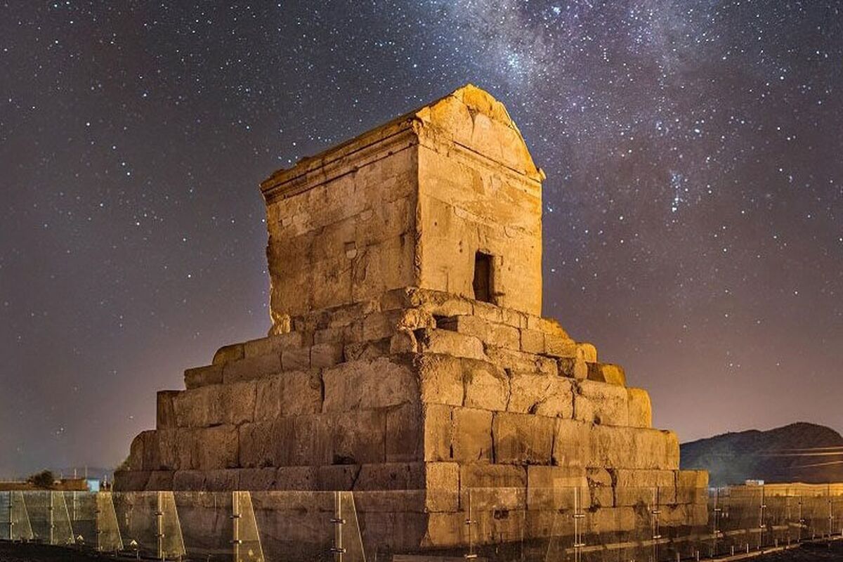 آرامگاه کوروش 
