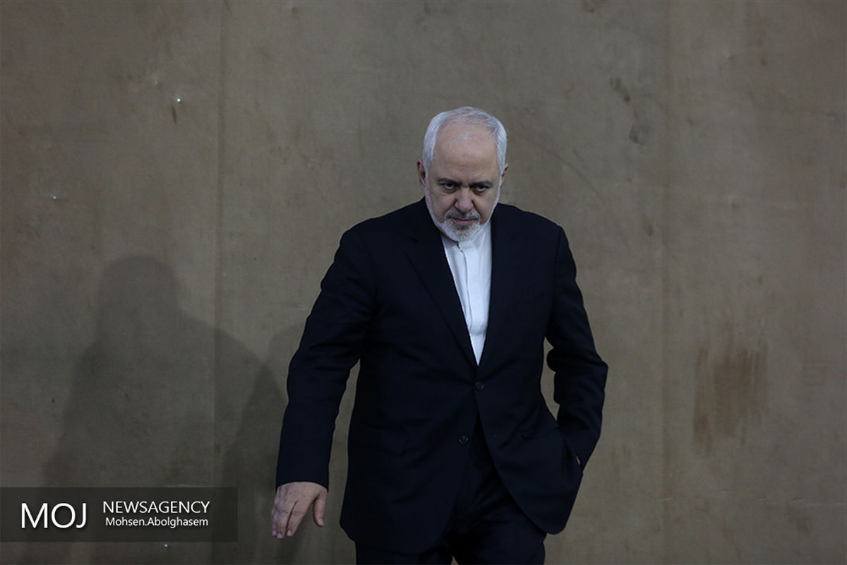 همایش تجاری ایران و عراق در نجف اشرف با حضور ظریف