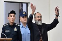 محکومیت ۲ ساله اسقف اعظم ارمنستان به اتهام تلاش برای کودتا