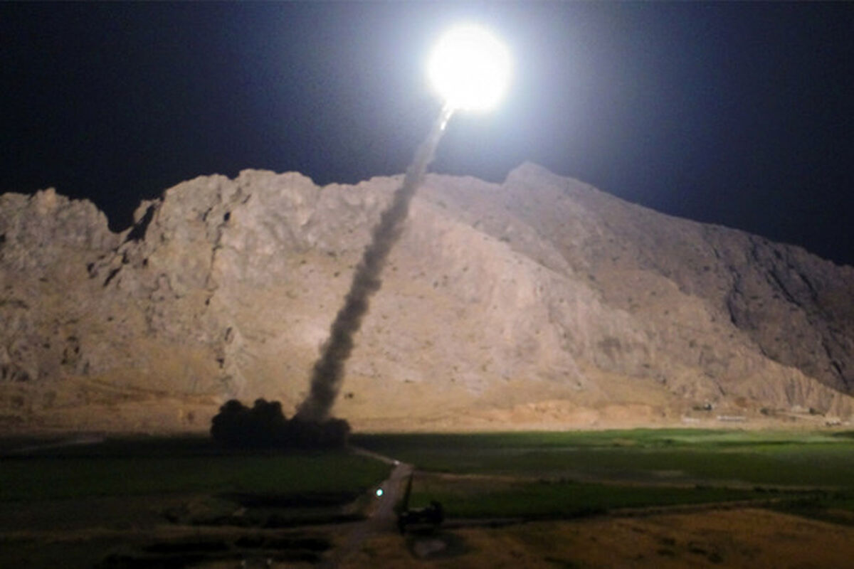 پرتاب موشک