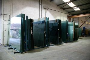 دولت برای رهایی صنعت شیشه از آنتی‌دامپینگ تلاش کند