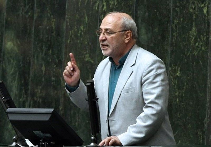 انتقاد حاجی دلیگانی نسبت به از دستور کار خارج شدن لایحه مبارزه با قاچاق