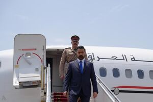 نخست وزیر عراق وارد ایران شد