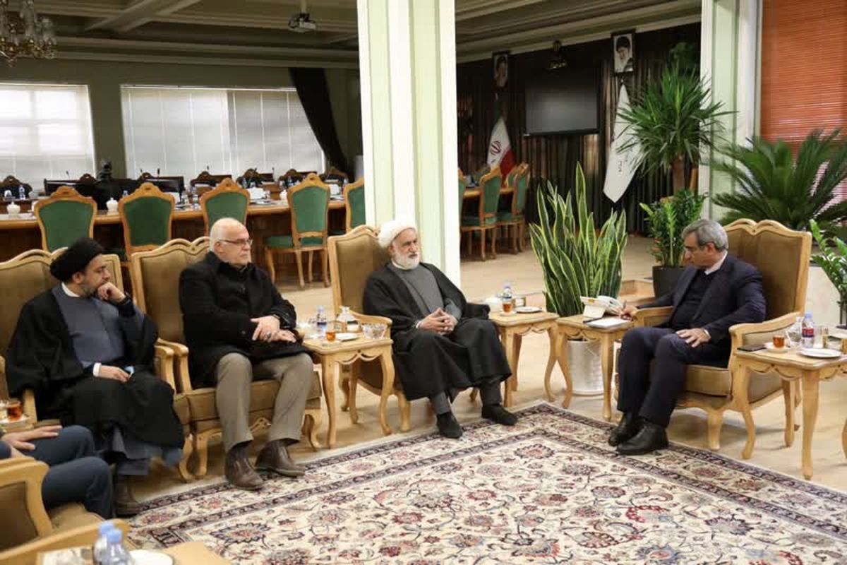 نماینده ولی فقیه در بنیاد مسکن