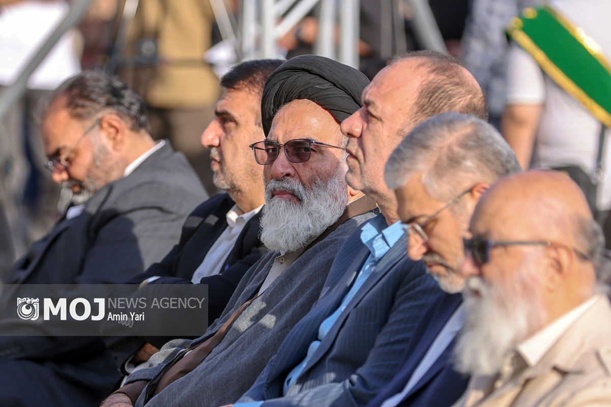 اجتماع مردمی «انا علی العهد»