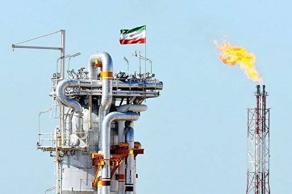 اعلام آمادگی دانش‌بنیان‌ها برای بازسازی صنایع نفت و پتروشیمی/مطالبه حمایت از پارک‌های فناوری