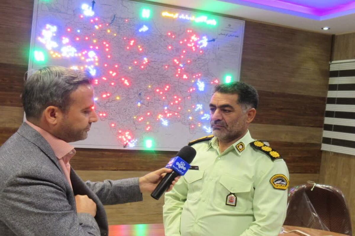 پلیس2