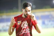 کاپیتان پرسپولیس با هواداران خداحافظی کرد