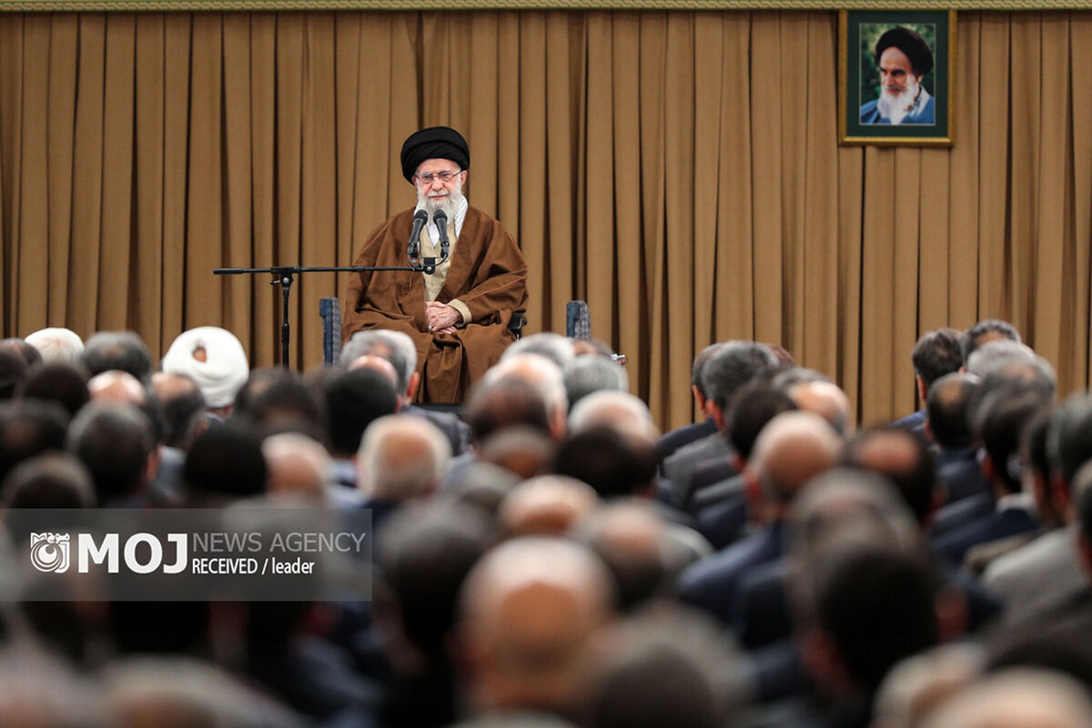 دیدار تولیدکنندگان و فعالان اقتصادی بخش خصوصی با رهبر انقلاب اسلامی