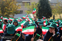 زنگ انقلاب در کلیه مدارس کشور نواخته شد