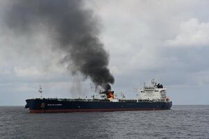 یک نفتکش در نزدیکی عربستان دچار حادثه امنیتی شد