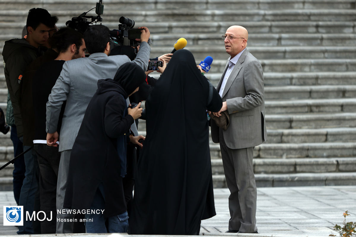 حاشیه جلسه هیات دولت - ۲۰ دی