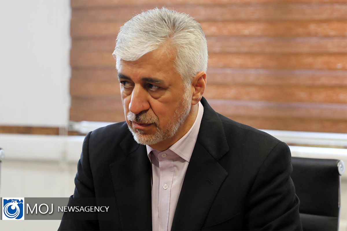 بازدید وزیر ورزش از فدراسیون کاراته و دوومیدانی