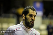 واکنش جنجالی صمد نیکخواه علیه ملی‌پوش بسکتبال