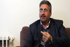 دستکش و مواد ضدعفونی کننده به حد وفور در کشور یافت می‌شود