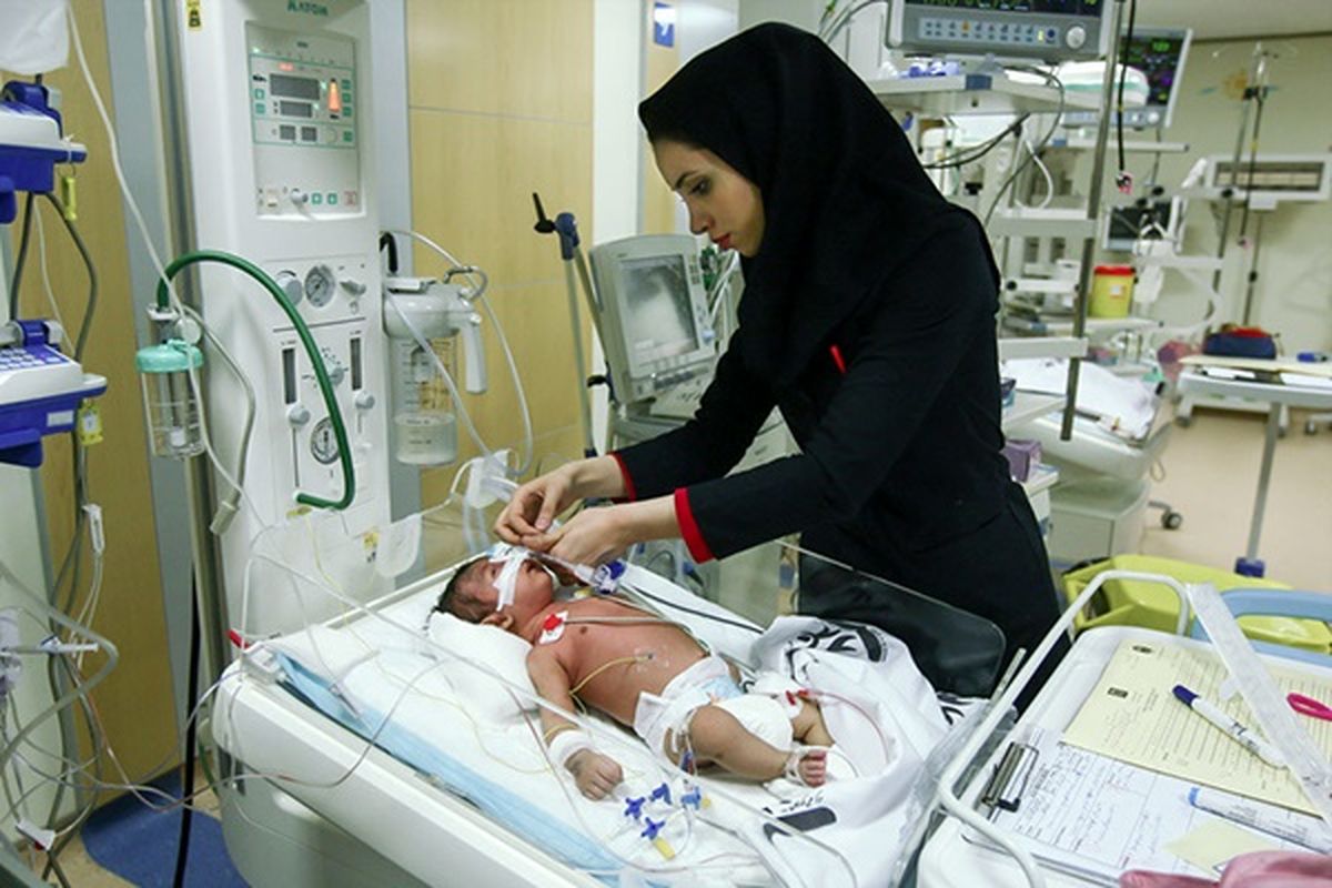 پرستاری در تخت‌های بیمارستانی کرمانشاه