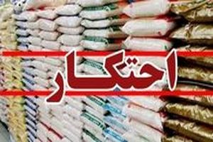 کشف احتکار ۱۳۰ میلیاردی مواد غذایی در پارس‌ آبادمغان