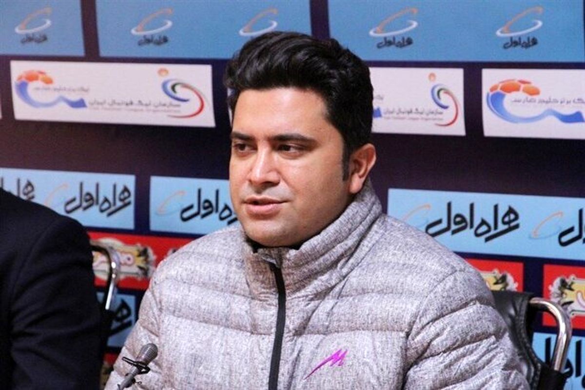 سرمربی چادرملو