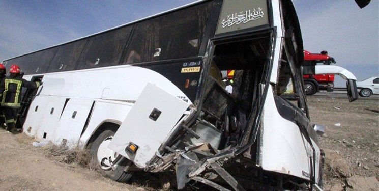 3 فوتی در پی تصادف زنجیرهای در اتوبان قزوین زنجان