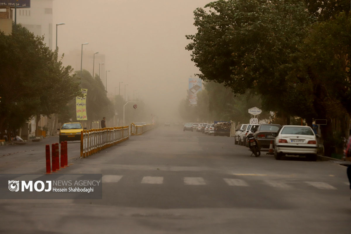 آلودگی هوای قم ناشی از خیزش ریزگردها