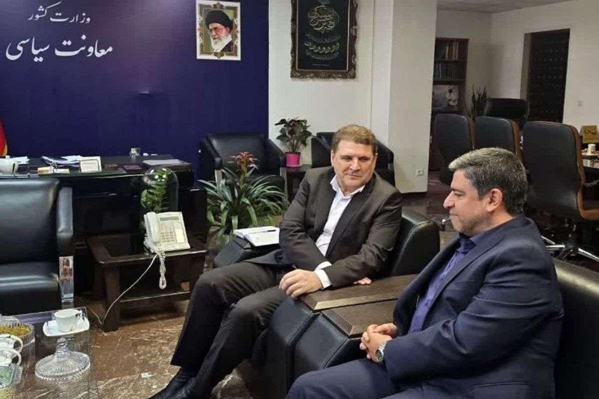 دیدار استاندار با معاون سیاسی وزیر کشور در تهران