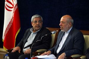 طبق مصوبات ستاد احیای دریاچه ارومیه، ساخت چهار سد در حاشیه این دریاچه متوقف شده است