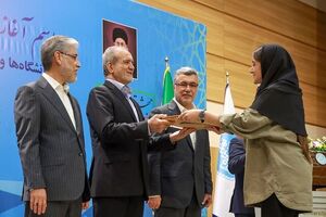 راه عبور وضعیت نامطلوب فعلی نه شعار و دستور، بلکه تکیه بر متخصصان، فارغ از نوع پوشش، منش و ظواهر آنان است