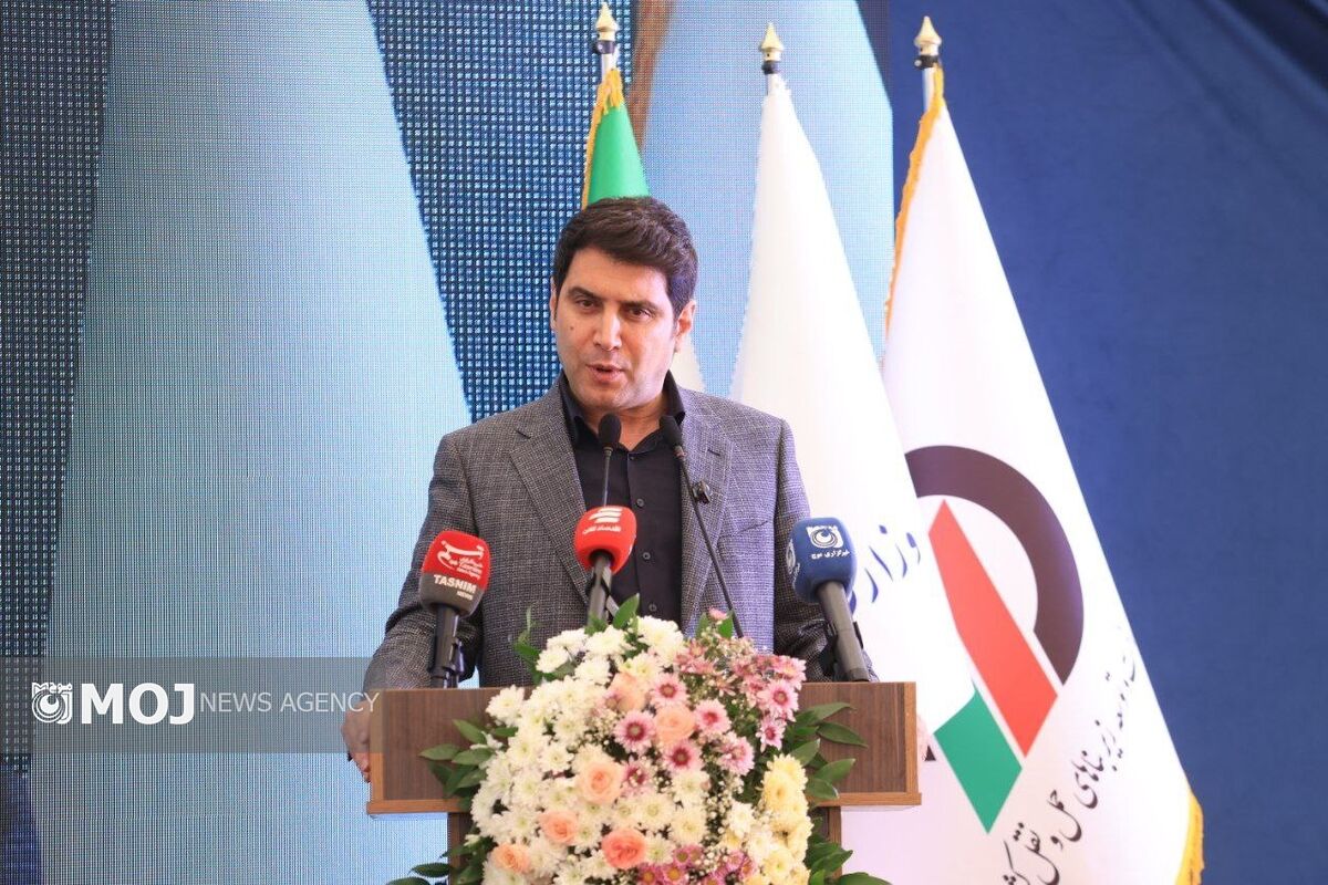 استاندار کردستان 