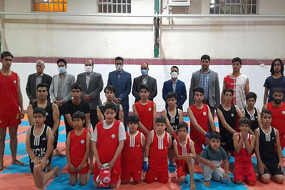 میبد