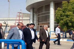 بازدید معاون رئیس‌جمهور از بندر شهید حقانی؛ تمرکز بر توسعه سفرهای بین‌المللی دریایی