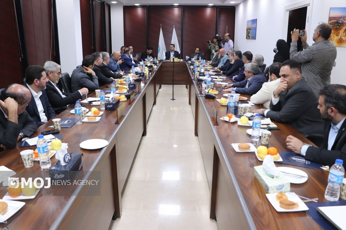 جلسه مجمع سازندگان کیش با کبیری