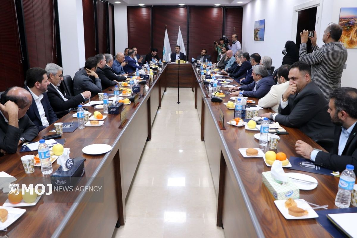 جلسه مجمع سازندگان کیش با کبیری