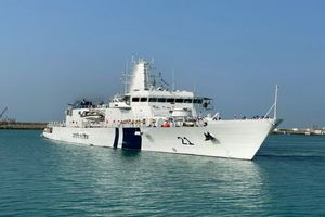 ناو گارد ساحلی هند وارد بندر چابهار شد