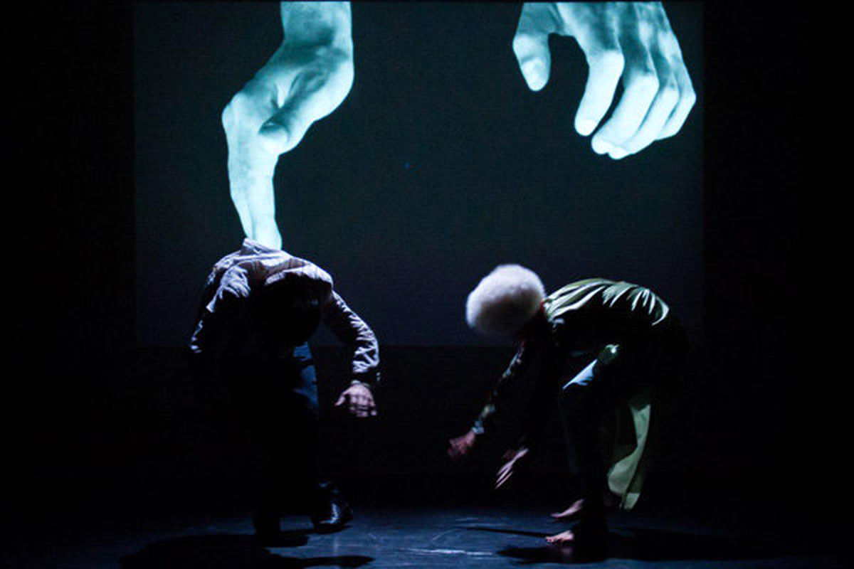 فراتر از کلمات