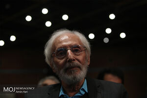 سردیس جدید جمشید مشایخی رونمایی شد