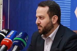 پارسال بیش از ۵۳ میلیارد دلار صادرات غیرنفتی انجام شد/رکورد صادرات غیرنفتی شکسته شد
