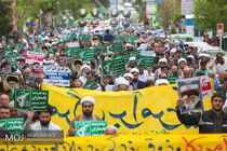 راهپیمایی نمازگزاران قم در حمایت از سپاه